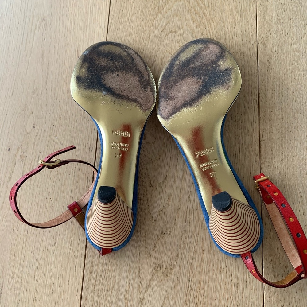 Sandals - Picture 5 of 5